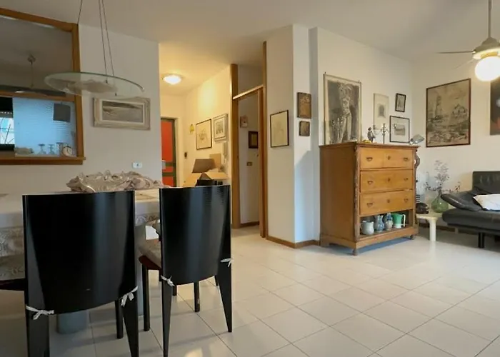 Sky View Apartment